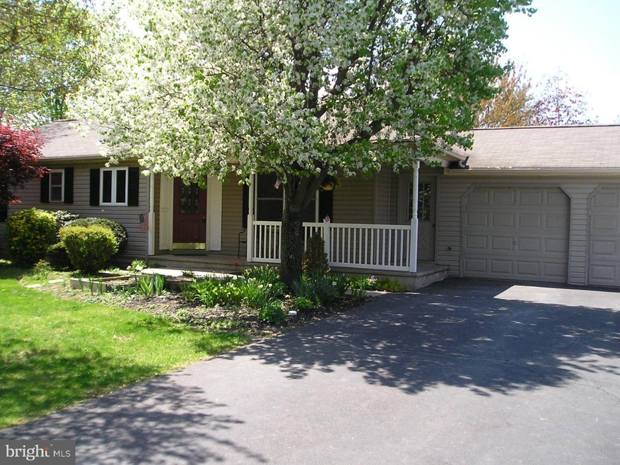 180 Middle Rd, Dublin, PA 18917 - photo 1