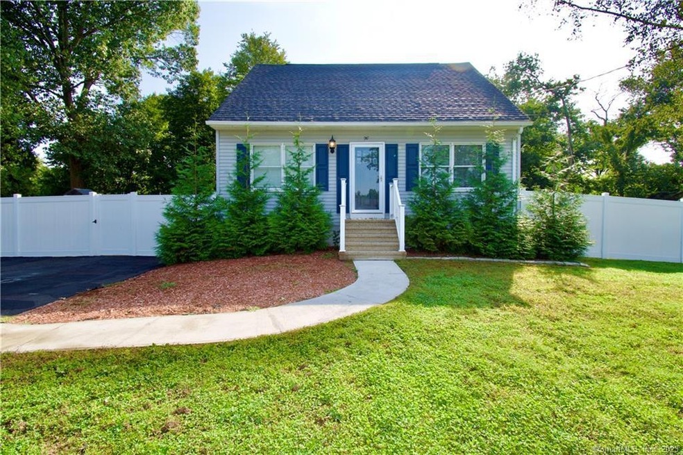 96 Parsons Rd, Enfield, CT 06082 - photo 1