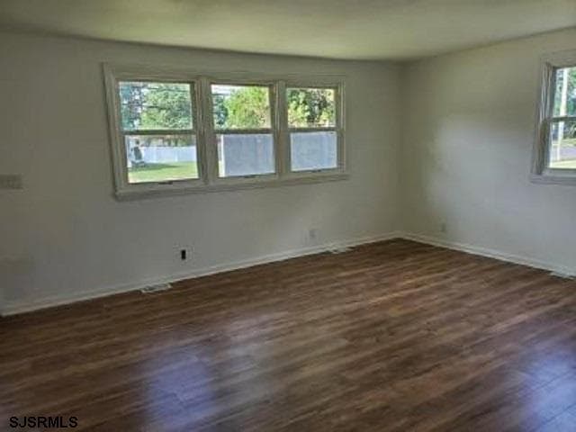 144 W Chestnut St, Clayton, NJ 08312 - photo 1