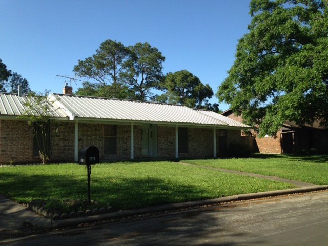 2925 Del Monte Ave, Bay City, TX 77414 - photo 1