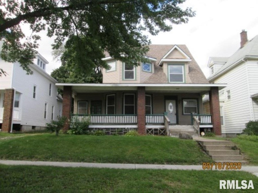 2136 W 5th St, Davenport, IA 52802 - photo 1
