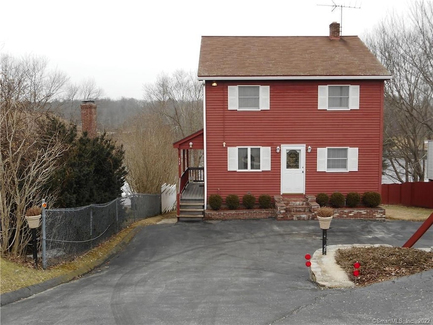 117 E Quasset Rd, Woodstock, CT 06281 - photo 1