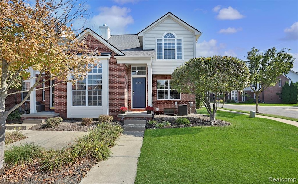 29204 April Ct unit 236, Walled Lake, MI 48390 - photo 1