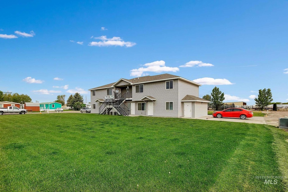 719 Yale Ave, Burley, ID 83318 - photo 1