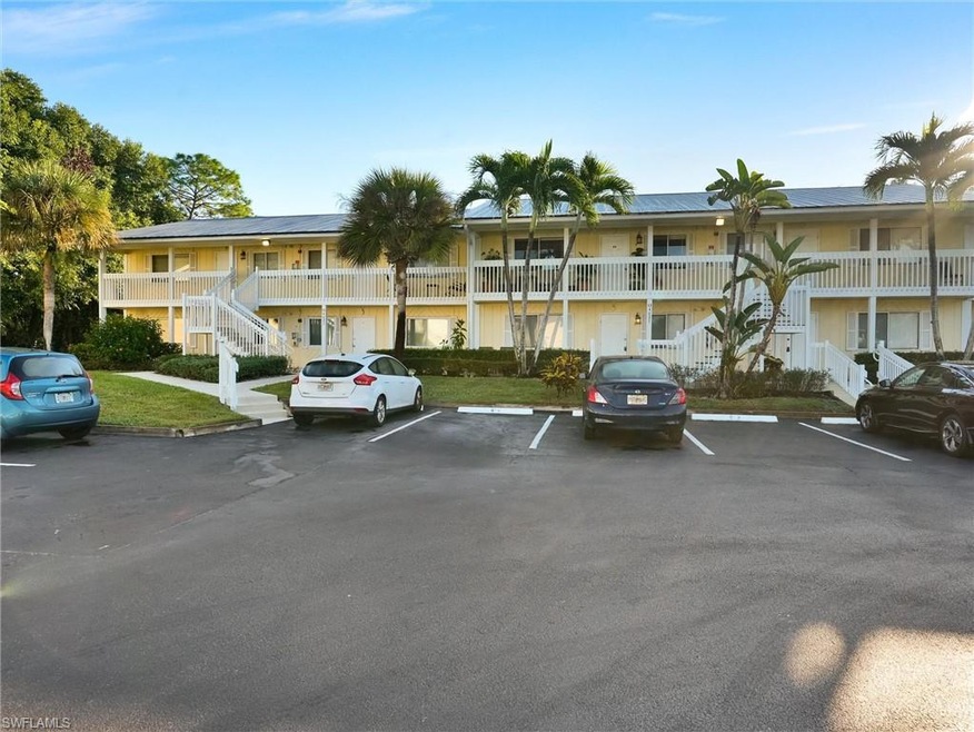 4621 Bayshore Dr unit Q1, Naples, FL 34112 - photo 1