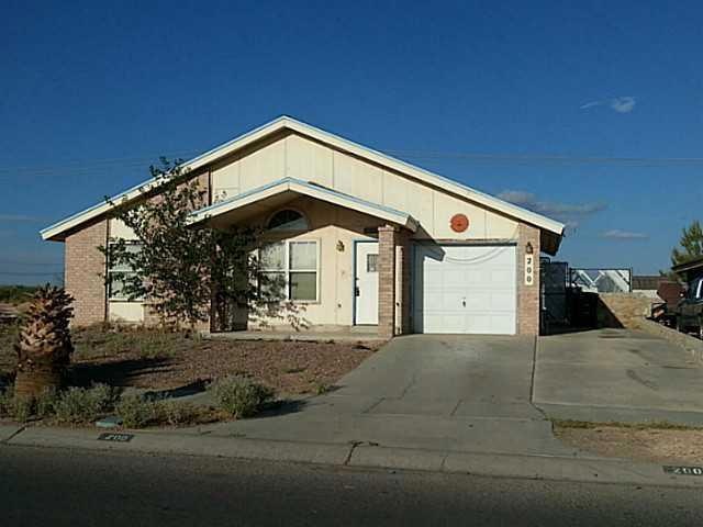 200 Tierra Linda Dr, Horizon City, TX 79928 - photo 1