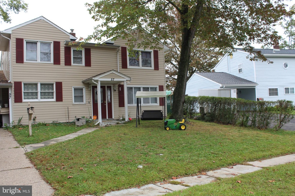 57 Inbrook Rd, Levittown, PA 19057 - photo 1