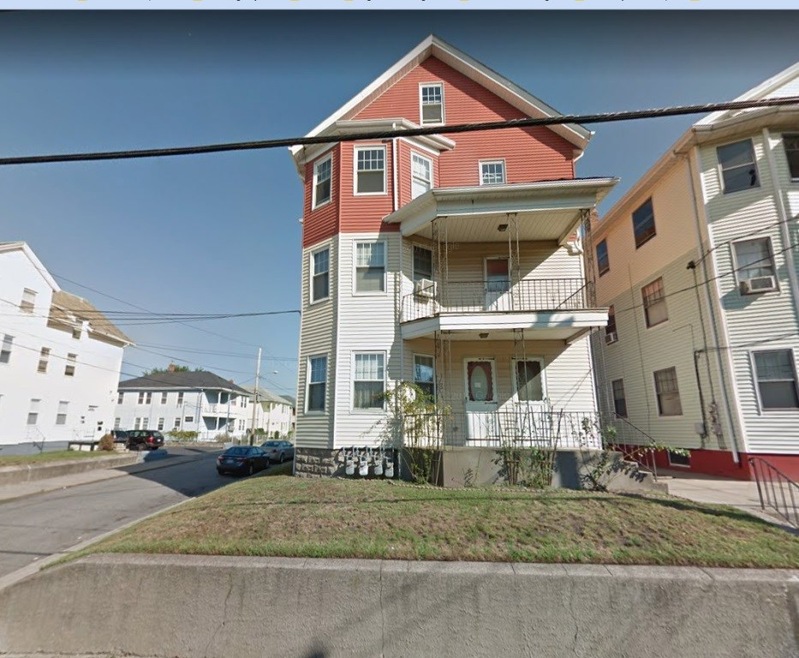 381 Weeden St, Pawtucket, RI 02860 - photo 1