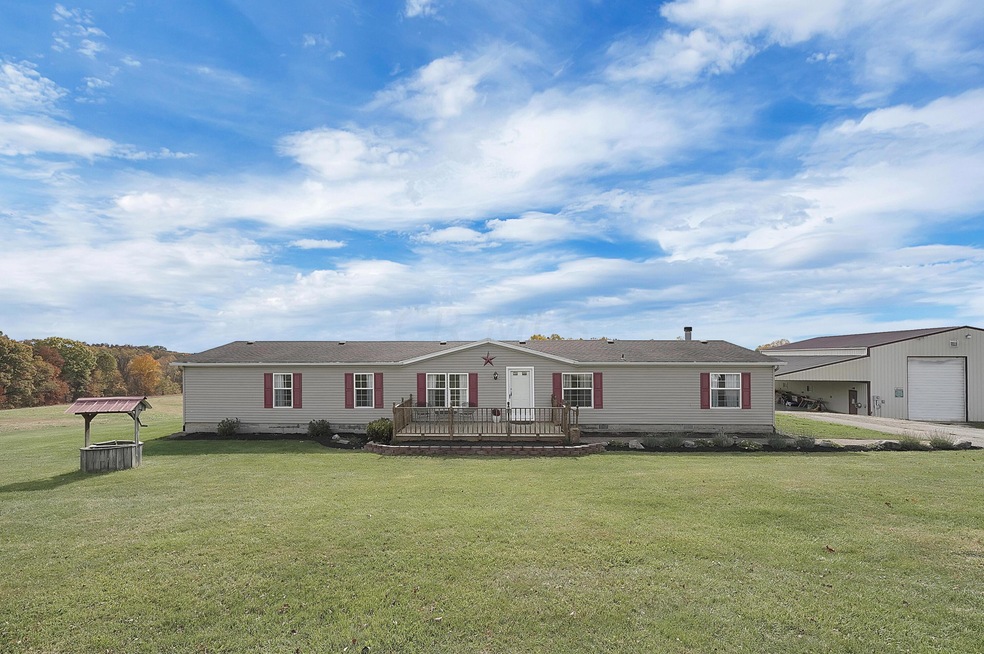 19209 Kalklosch Rd, Logan, OH 43138 - photo 1