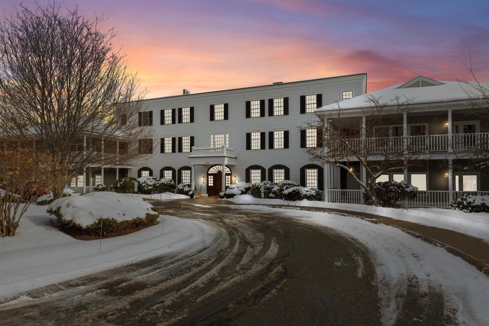 106 Farragut Way unit 367, Kennebunk, ME 04043 - photo 1