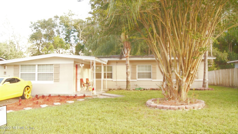 7506 Strato Rd, Jacksonville, FL 32210 - photo 1