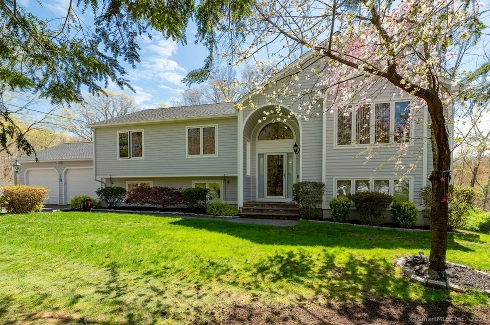 3 Partridge Ln, Guilford, CT 06437 - photo 1