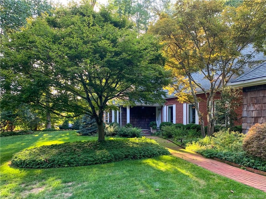 165 Echo Hill Dr, Stamford, CT 06903 - photo 1