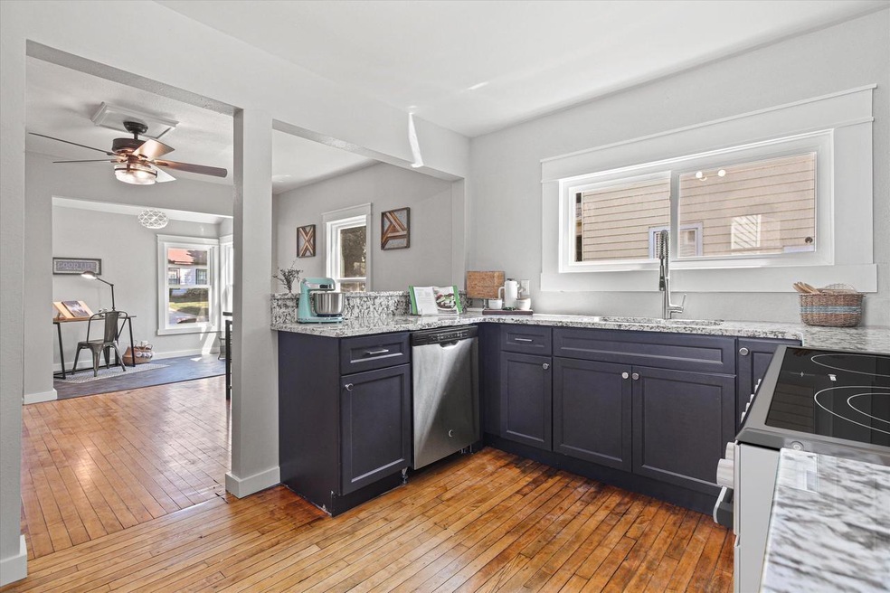 NEW Chef's Kitchen