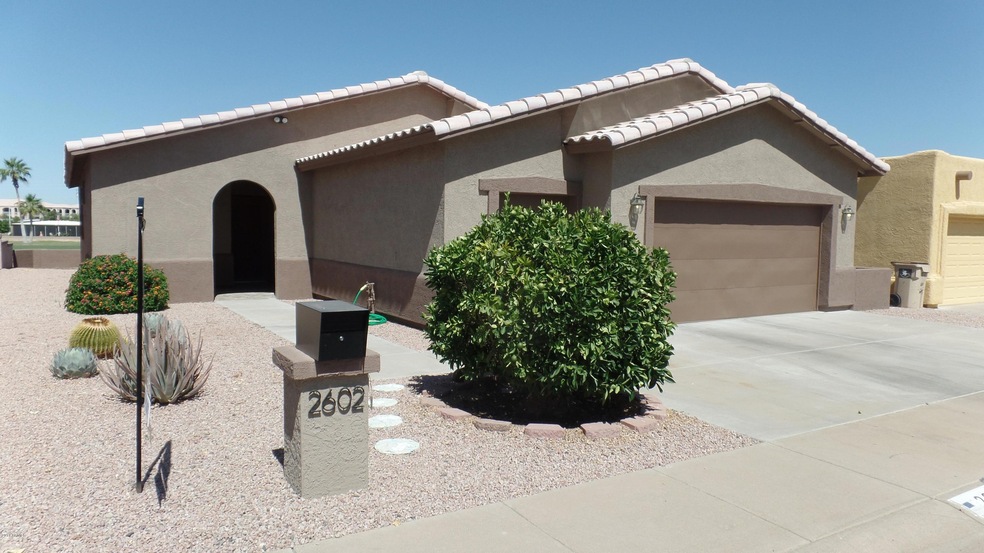 2602 N Lema Dr 001