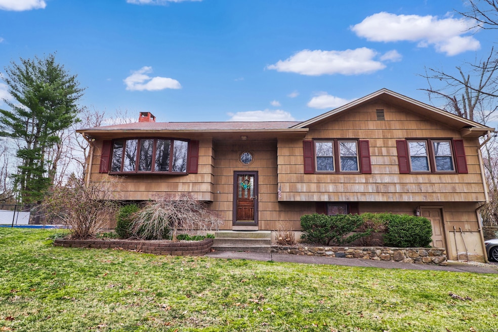 110 Grabherr Rd, Thomaston, CT 06787 - photo 1