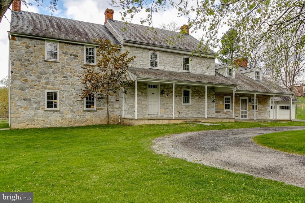 10204 Amsterdam Rd, Waynesboro, PA 17268 - photo 1