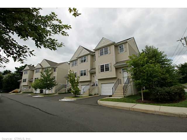 2 Sheridan St unit 401, Danbury, CT 06810 - photo 1