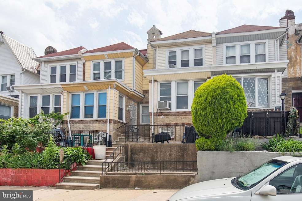 For Rent $1,400/month