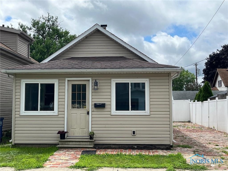 3206 135th St, Toledo, OH 43611 - photo 1