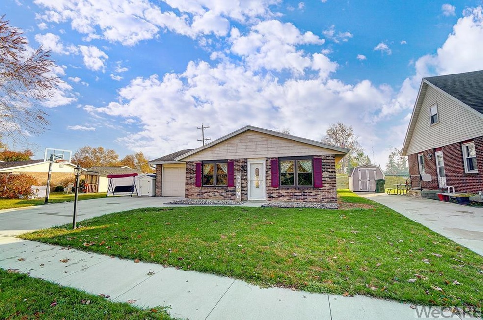 2474 Lark Ave, Lima, OH 45801 - photo 1