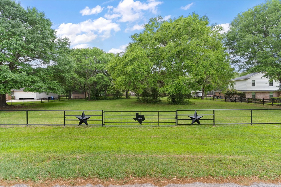 17106 Cypress Glade Dr, Cypress, TX 77429 - photo 1