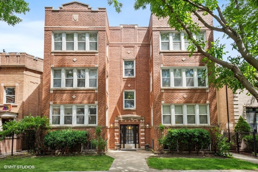 4915 N Hoyne Ave unit 1N, Chicago, IL 60625 - photo 1