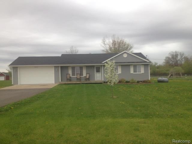 4105 Reid Rd, Swartz Creek, MI 48473 - photo 1