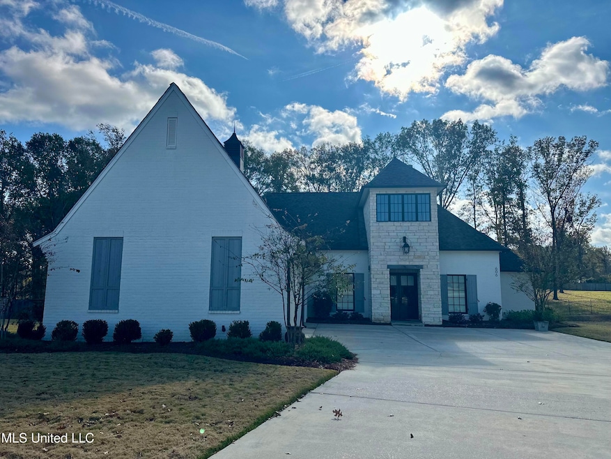 606 Rumford Ct, Madison, MS 39110 - photo 1