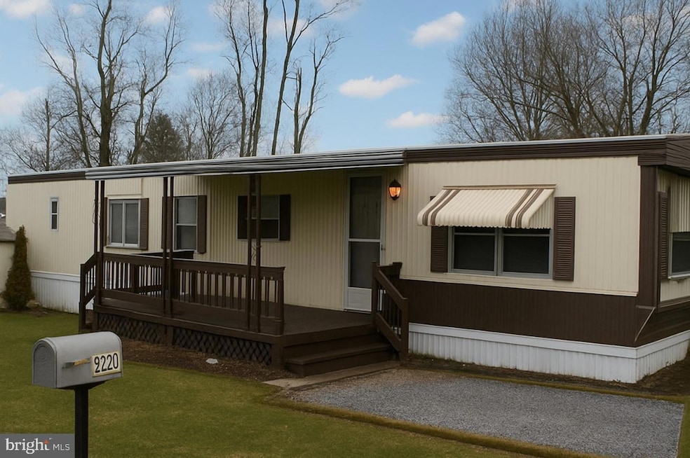 3230 Oakland Rd, Dover, PA 17315 - photo 1