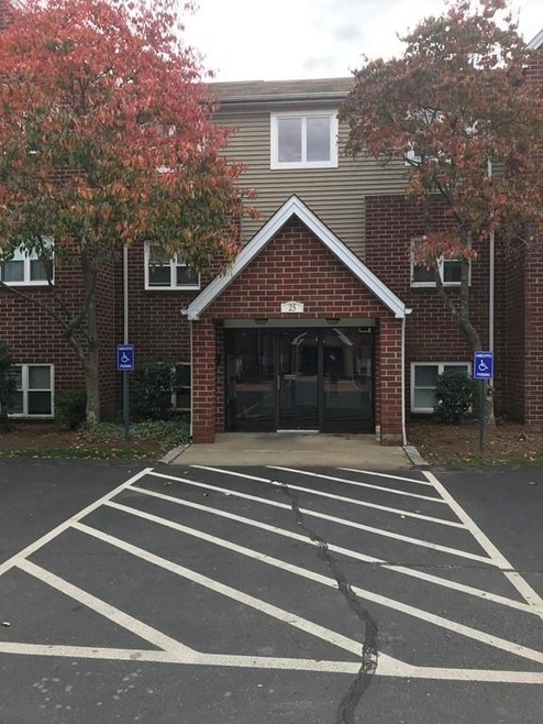 25 Longworth Ave unit 5, Brockton, MA 02301 - photo 1