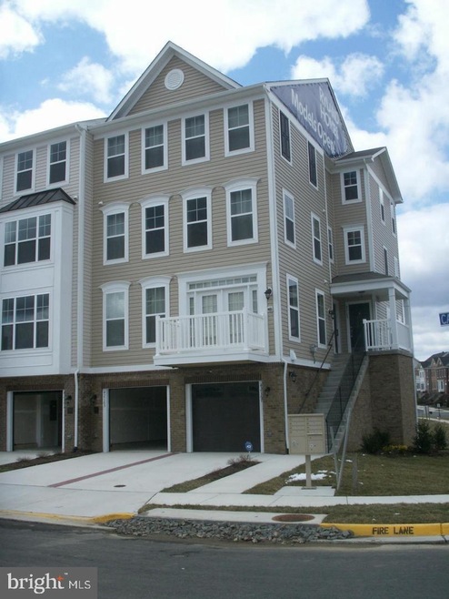 42165 Canary Grass Square, Aldie, VA 20105 - photo 1