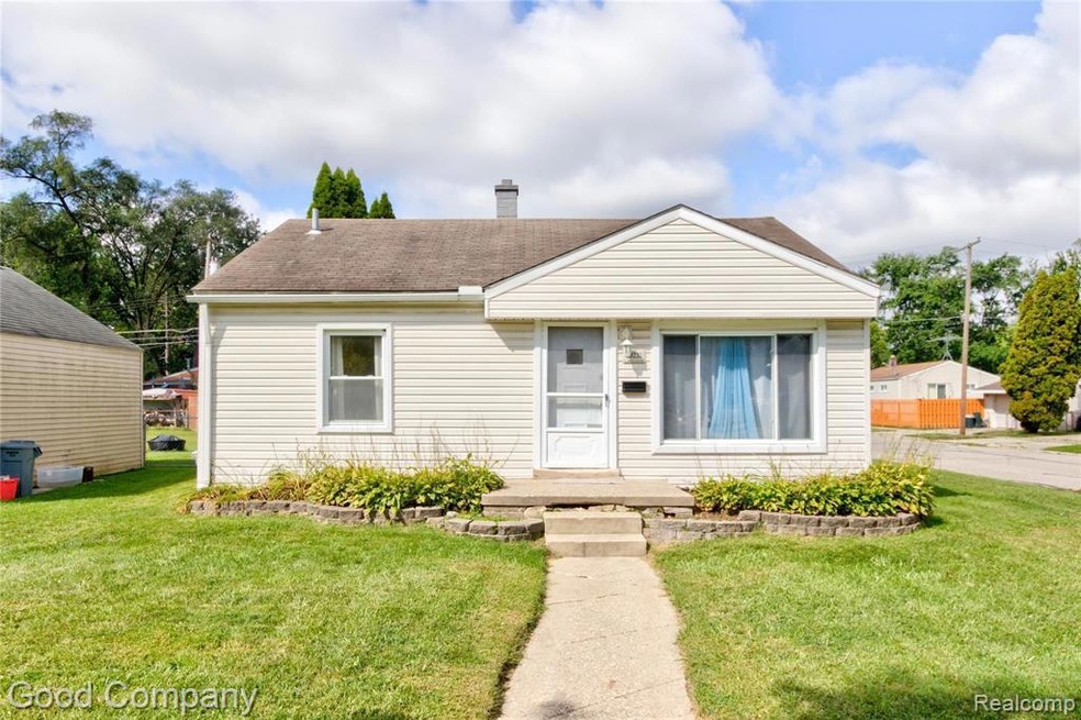 19231 Rensellor St.-01