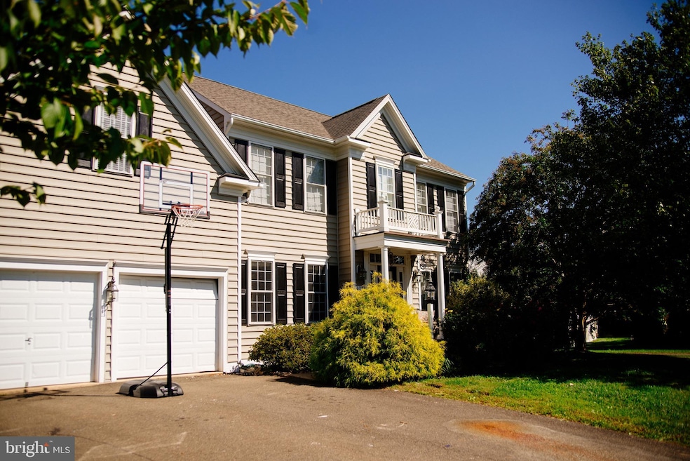 679 Gold Cup Dr, Warrenton, VA 20186 - photo 1