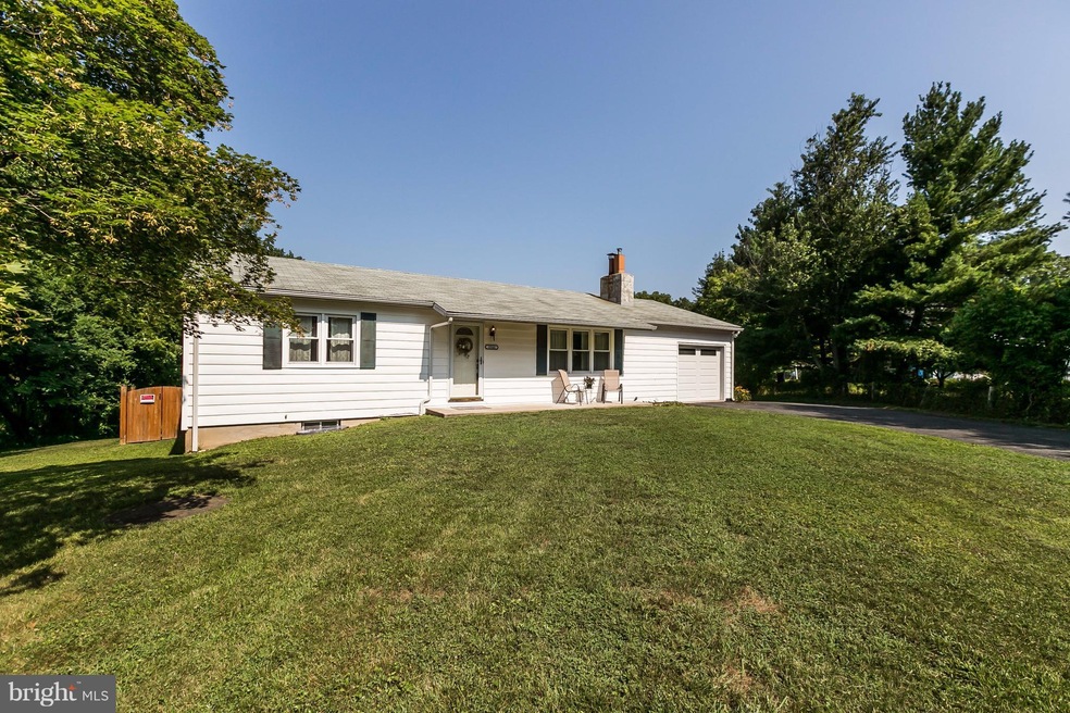 8944 Satyr Hill Rd, Parkville, MD 21234 - photo 1