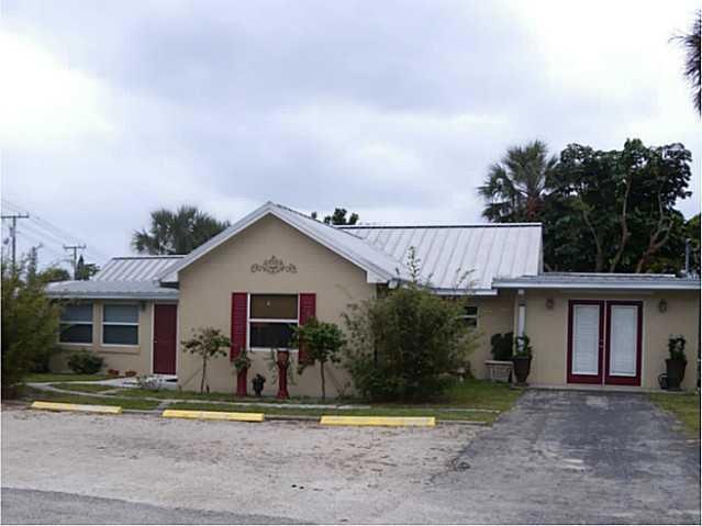 2500 NE Indian River Dr, Jensen Beach, FL 34957 - photo 1