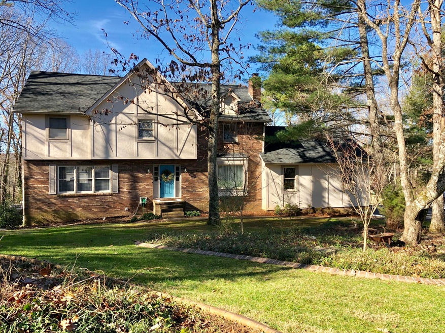 705 Windy Way Signal Mountain, TN