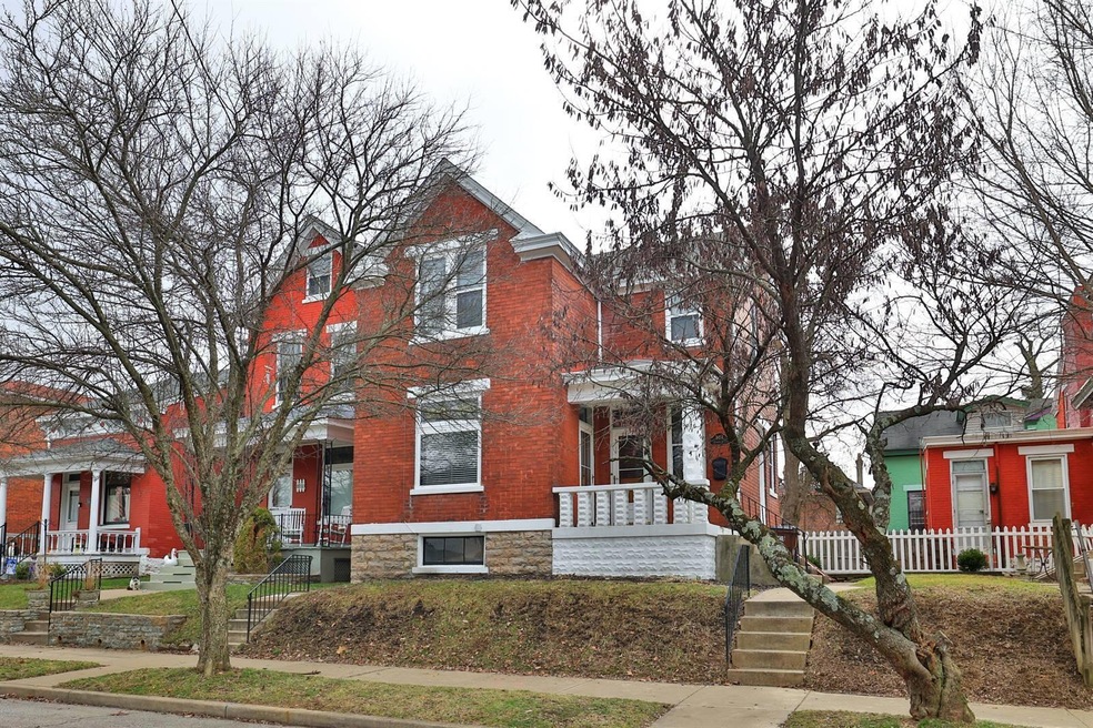 001-Exterior-Main