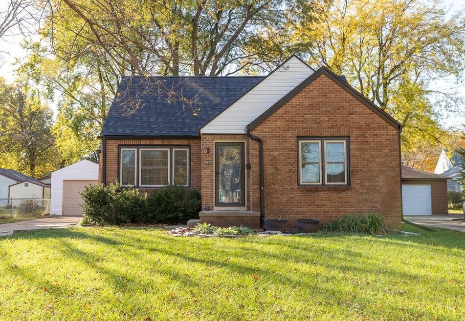 4026 39th Place, Des Moines, IA 50310 - photo 1