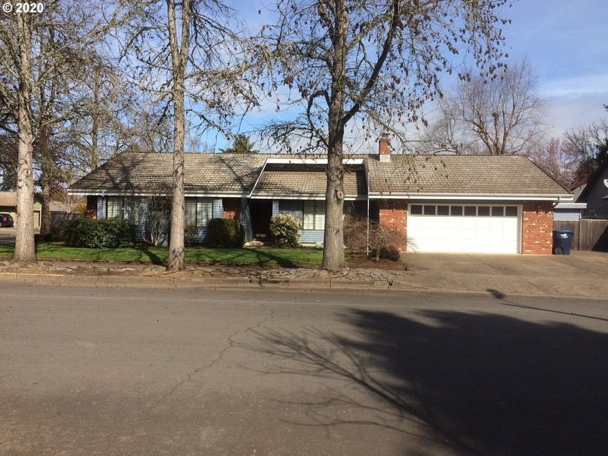 1496 Diamond St, Springfield, OR 97477 - photo 1