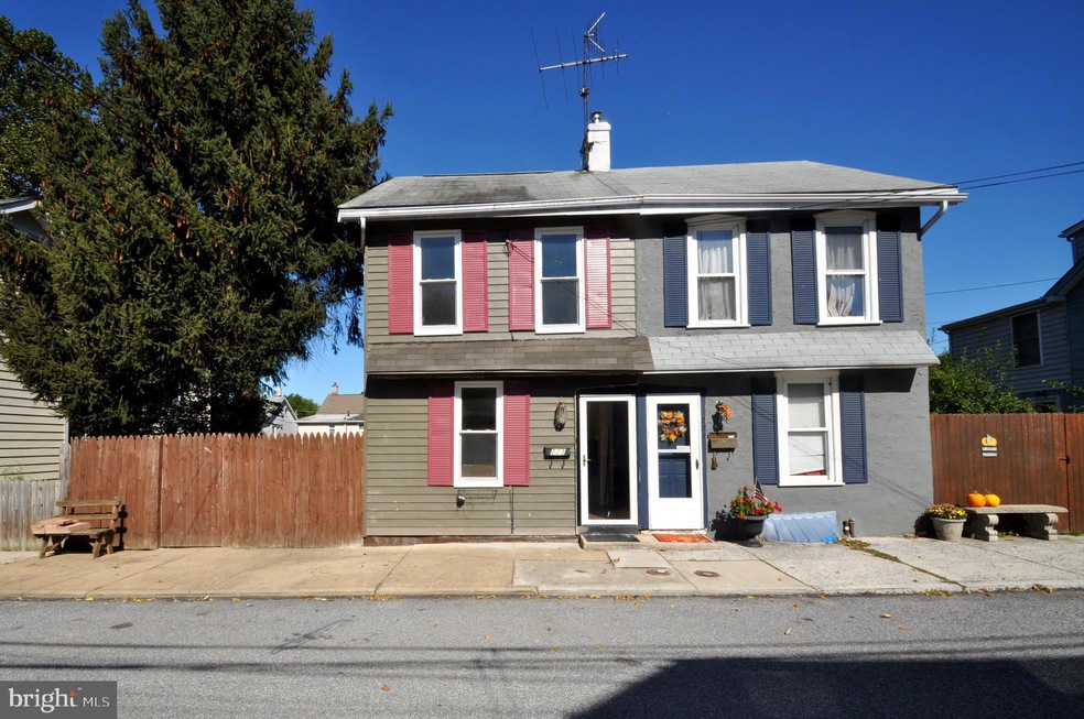 223 William St, Downingtown, PA 19335 - photo 1