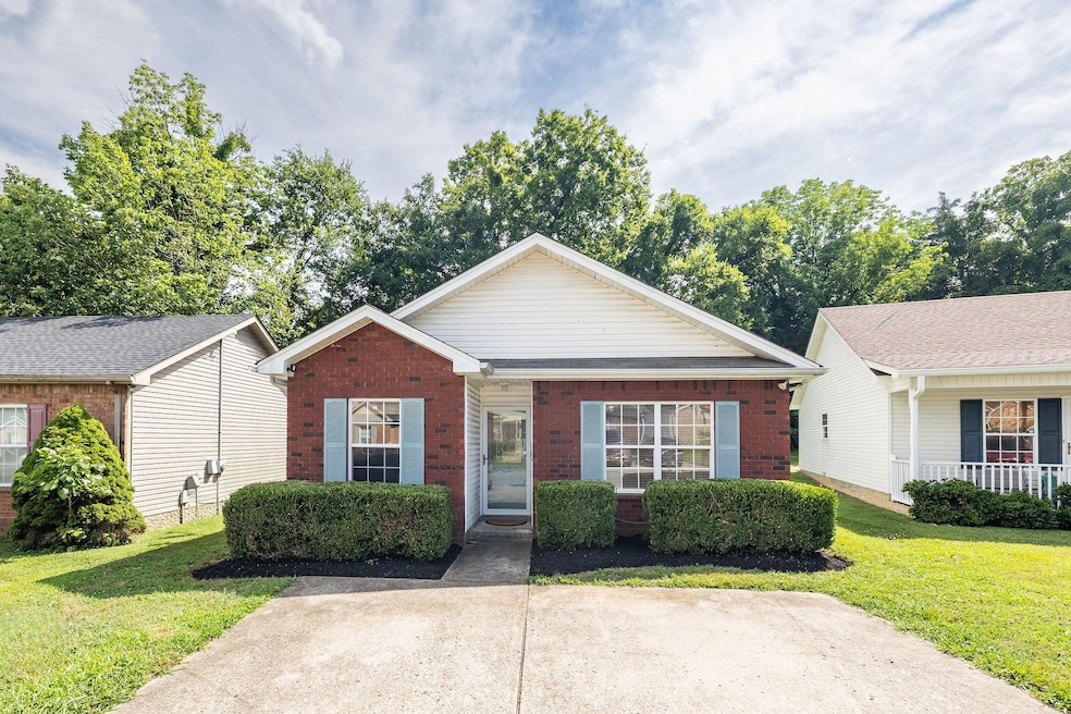 Sold $285,600 • Co-Listing Agent