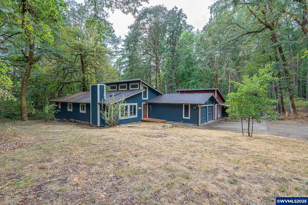 31722 Mcloughlin Dr, Philomath, OR 97370 - photo 1