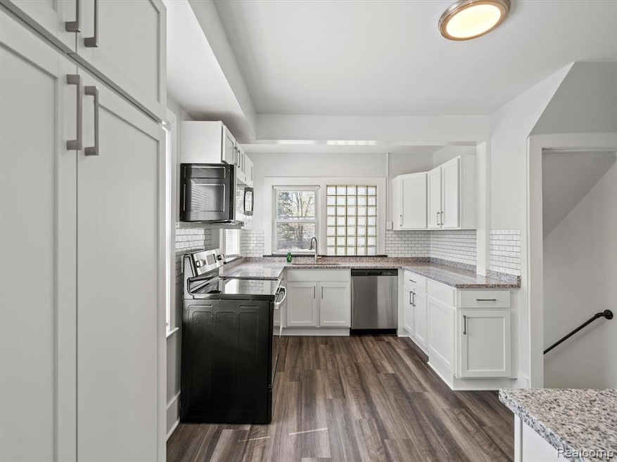 For Rent $1,600/month