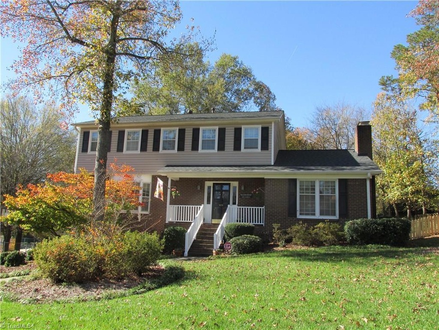 Beautifully updated home! Move right in!
