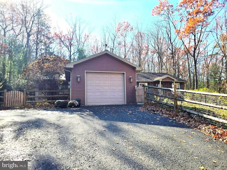 106 Tagg Ln, Gardners, PA 17324 - photo 1