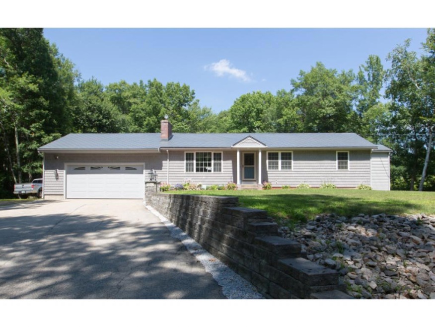 659 Pingree Hill Rd, Auburn, NH 03032 - photo 1