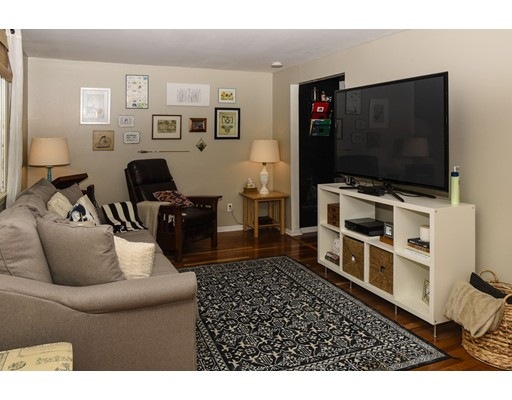 129 Neponset Ave unit 7, Dorchester, MA 02122 - photo 1