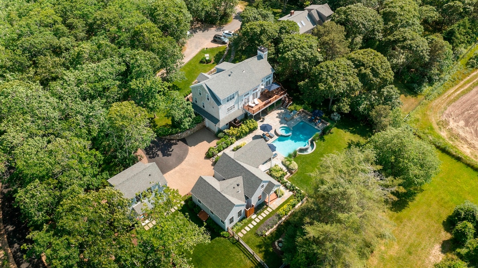 29 Llewellyn Way, Edgartown, MA 02539 - photo 1