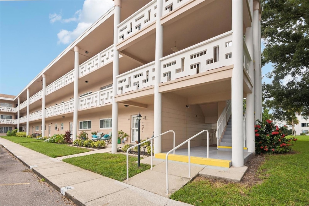 2436 Rhodesian Dr unit 20, Clearwater, FL 33763 - photo 1